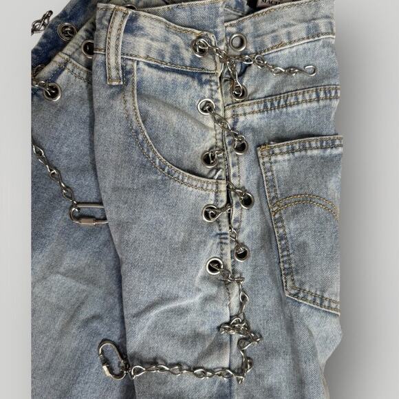 Shop Macherie Women’s Chain Detail Straight-Leg Jeans - Size S - Picture 6 of 8